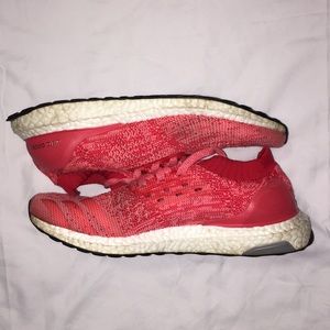 ADIDAS ULTRA BOOST - PINK / RED